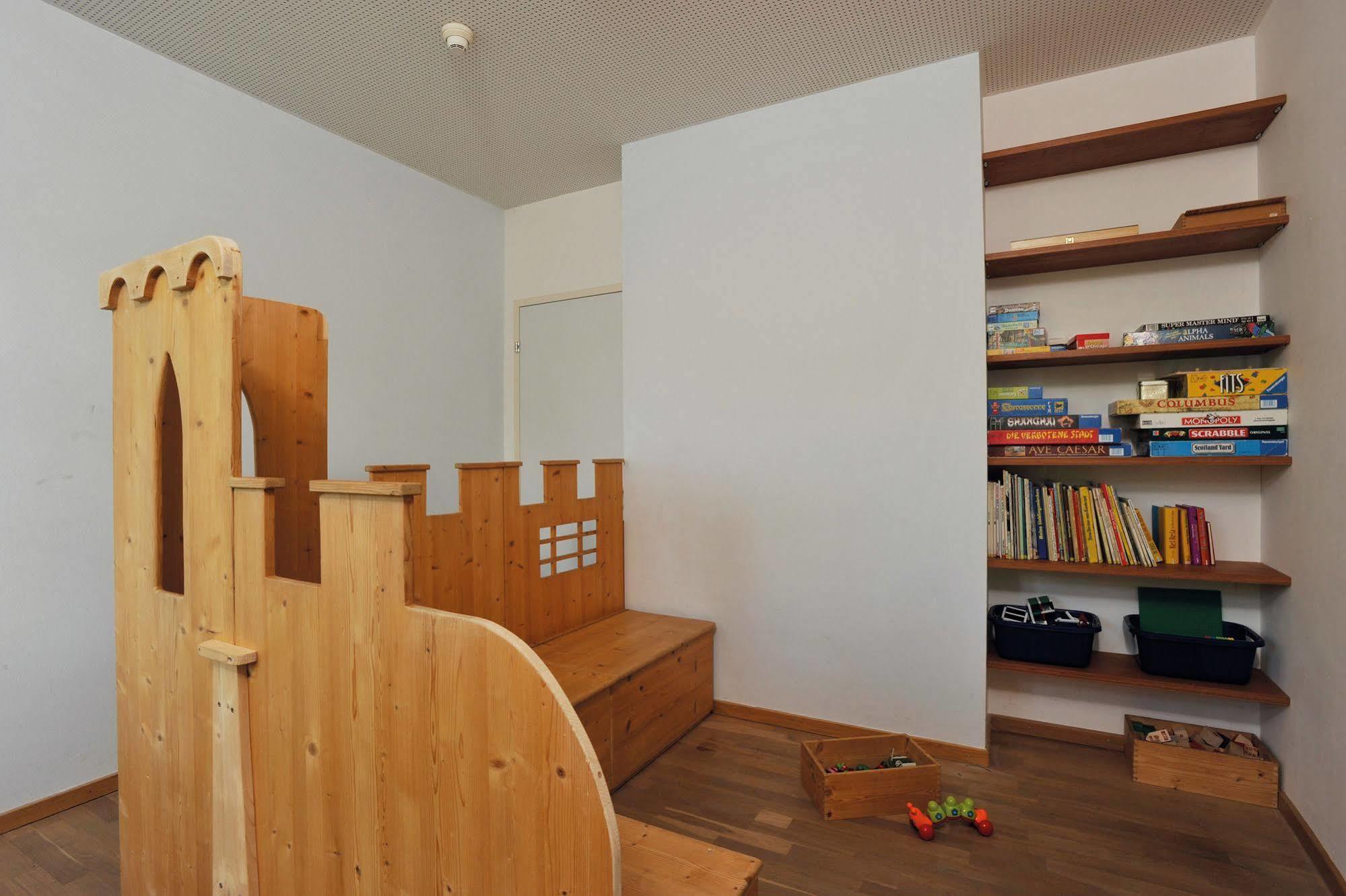 Richterswil Youth Hostel Экстерьер фото